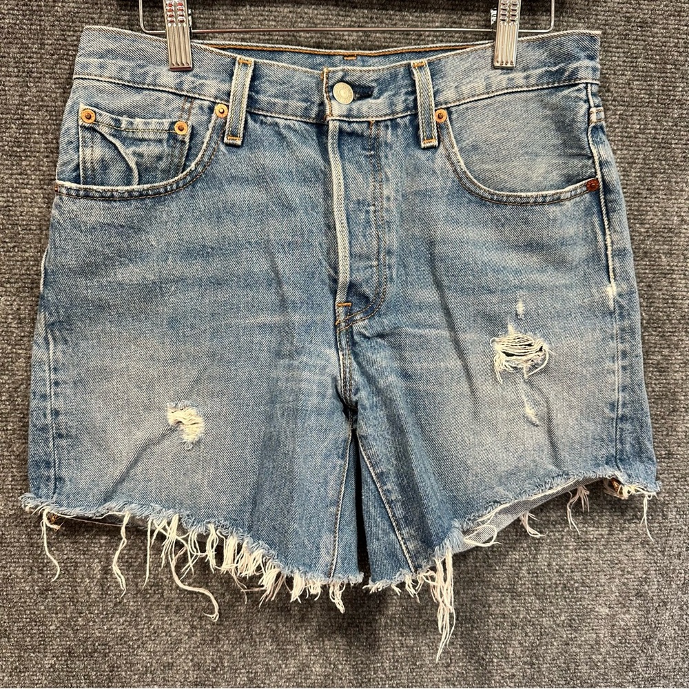 Levi’s 501 distressed jean shorts cutoffs women’s size 27